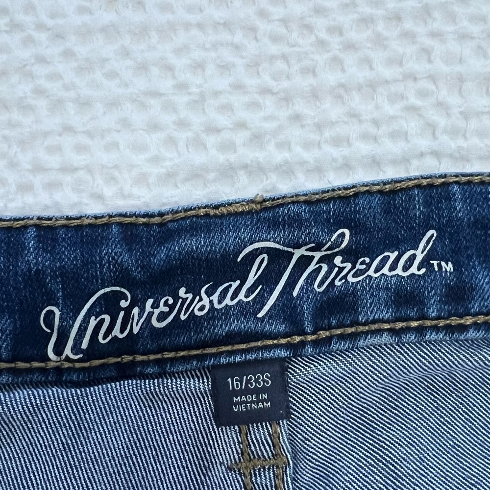 Universal Thread Mid Rise Jeggings - Picture 3 of 8